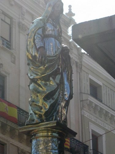 Ofrenda-Flores-Virgen-del-Pilar (13).JPG