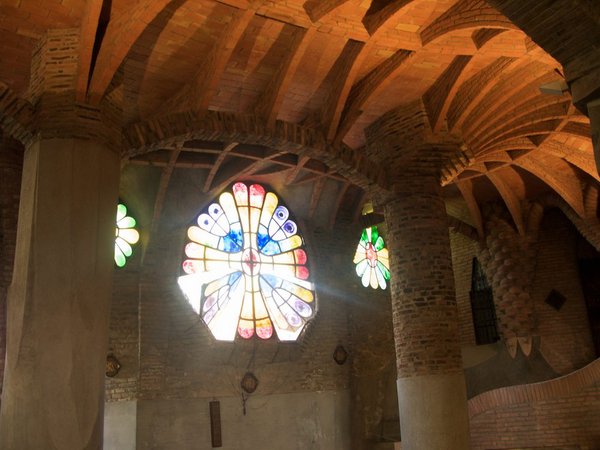 Cripta-Guell-Interior (10).jpg