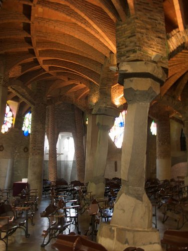 Cripta-Guell-Interior (22).jpg