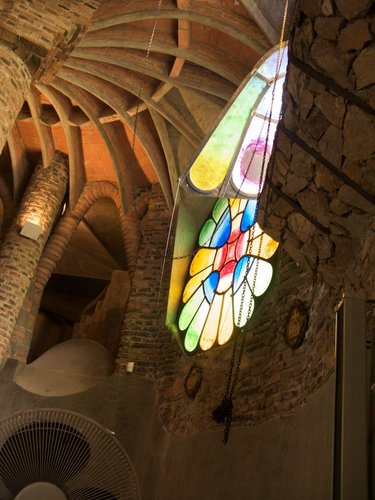 Cripta-Guell-Interior (24).jpg