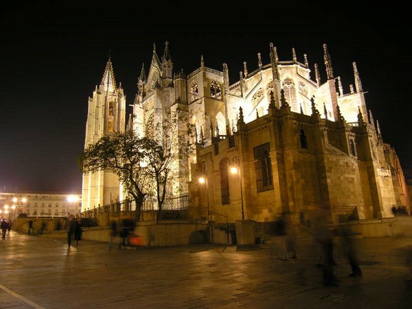 Catedral-de-Leon-Cara-Sur.jpg