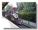 Disneyland-Tren (00).jpg