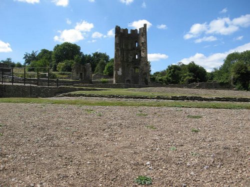 Farleigh-Hungerford-Castle 001 (31).jpg