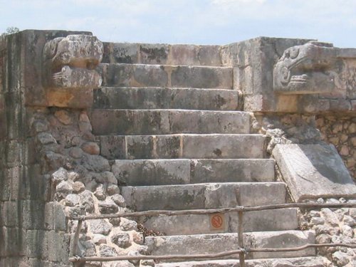 CHICHEN-ITZA (28).jpg