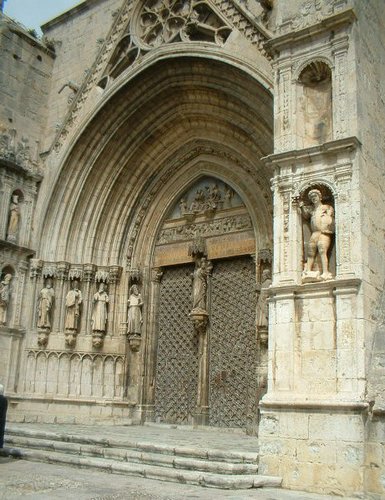morella_puerta_catedral.jpg