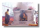 Nepal-(40)Crematorio.JPG
