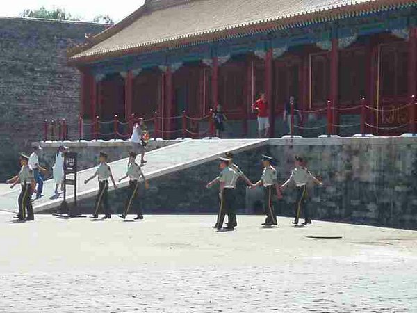 Plaza-TiananMen (04).jpg