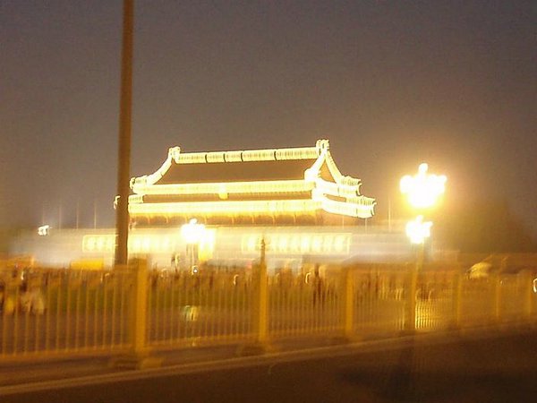 Plaza-TiananMen (06).jpg
