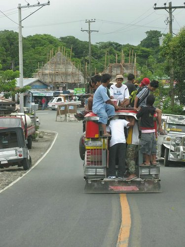 Jeepneys-Triciclos (05).jpg