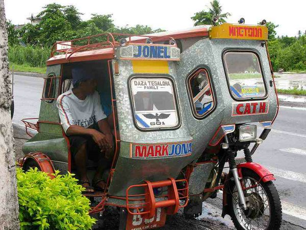 Jeepneys-Triciclos (18).jpg