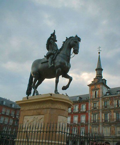 Madrid_Plaza_Mayor_2.jpg