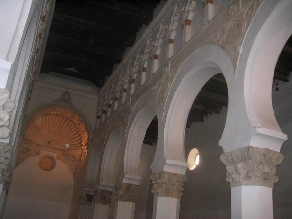 Sinagoga-de-Toledo (02).JPG