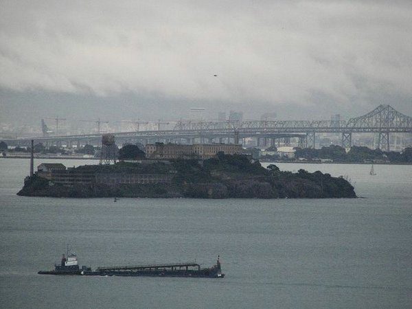 Alcatraz (02).jpg