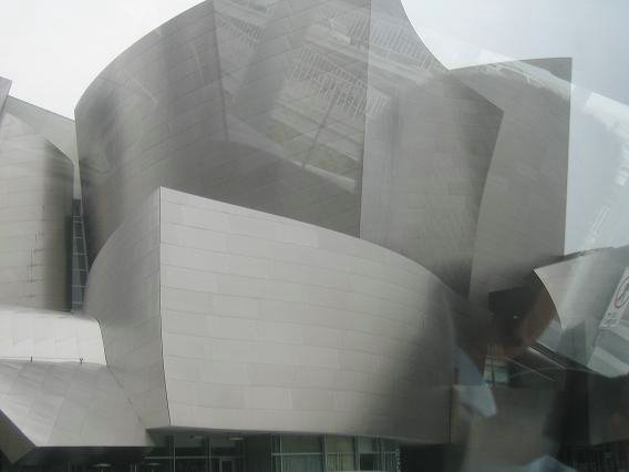 Walt-Disney-concert-hall-Los-Angeles(00).JPG