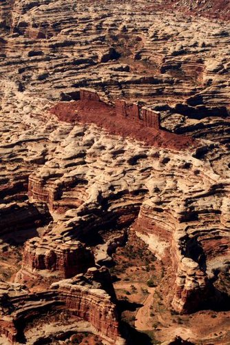 canyonlands-national-park-jericho-wall.JPG