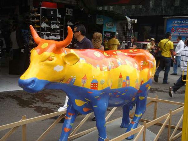 Cow-Parade (00).jpg