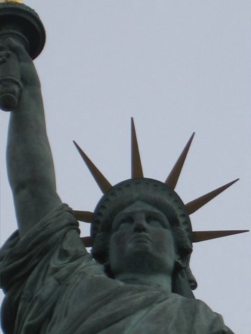 Estatua-Libertad-Paris (03).jpg