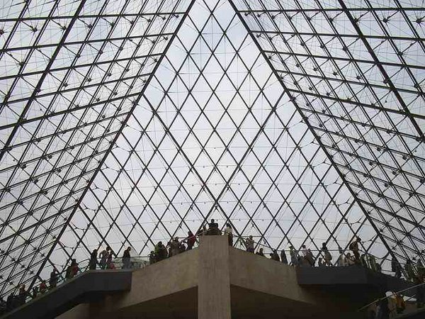 Museo-Louvre-Paris (00).JPG