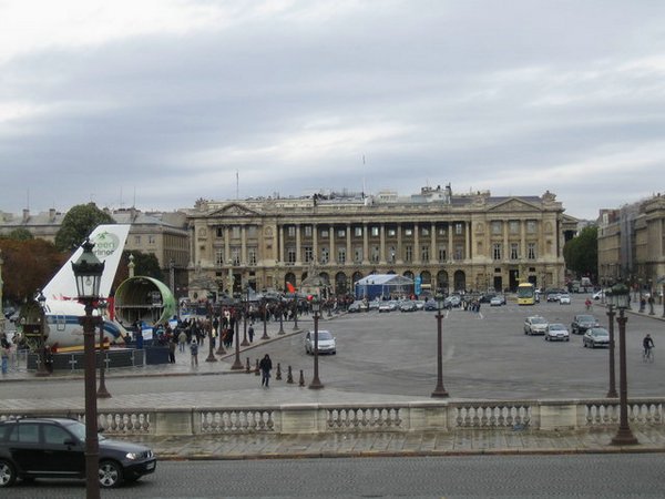 Plaza-de-la-Concordia (02).jpg