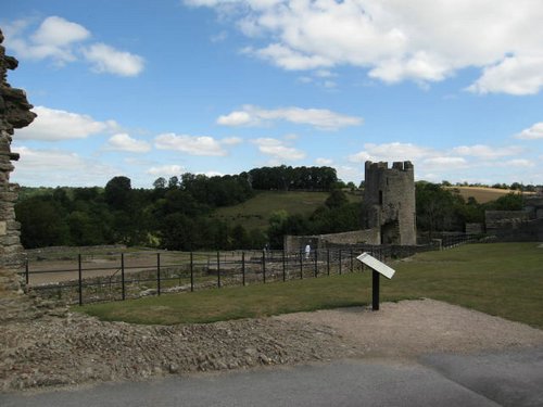 Farleigh-Hungerford-Castle 001 (17).jpg
