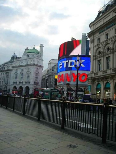 Piccadilly-Circus (00).jpg