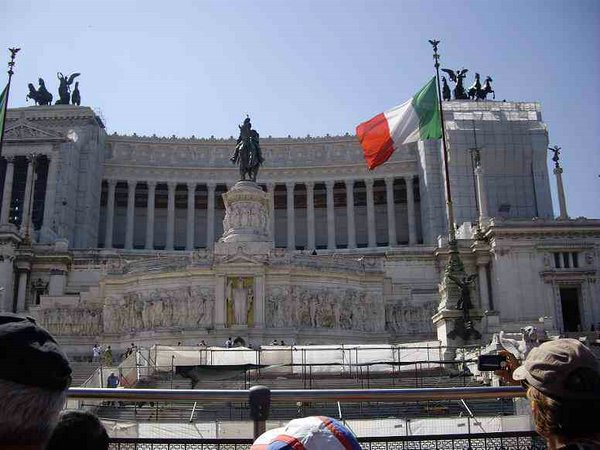 Monumento-Vittorio-EmanueleII.JPG