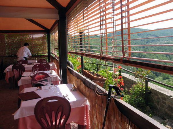 Restaurante-Taverna-del-Guerrino (07).JPG