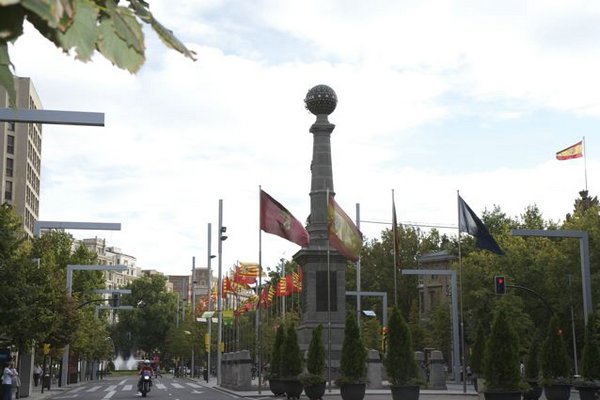 Monumento-Justicia-de Aragon (03).jpg
